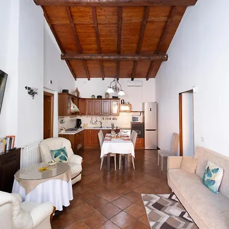 Holiday home Jelu With Pool In Castiglione De Sicilia